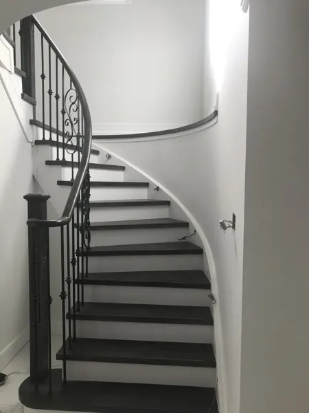 Curved stair before the step lights and wall fittings were completed