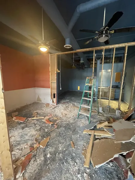 Early removal of the original room partitions